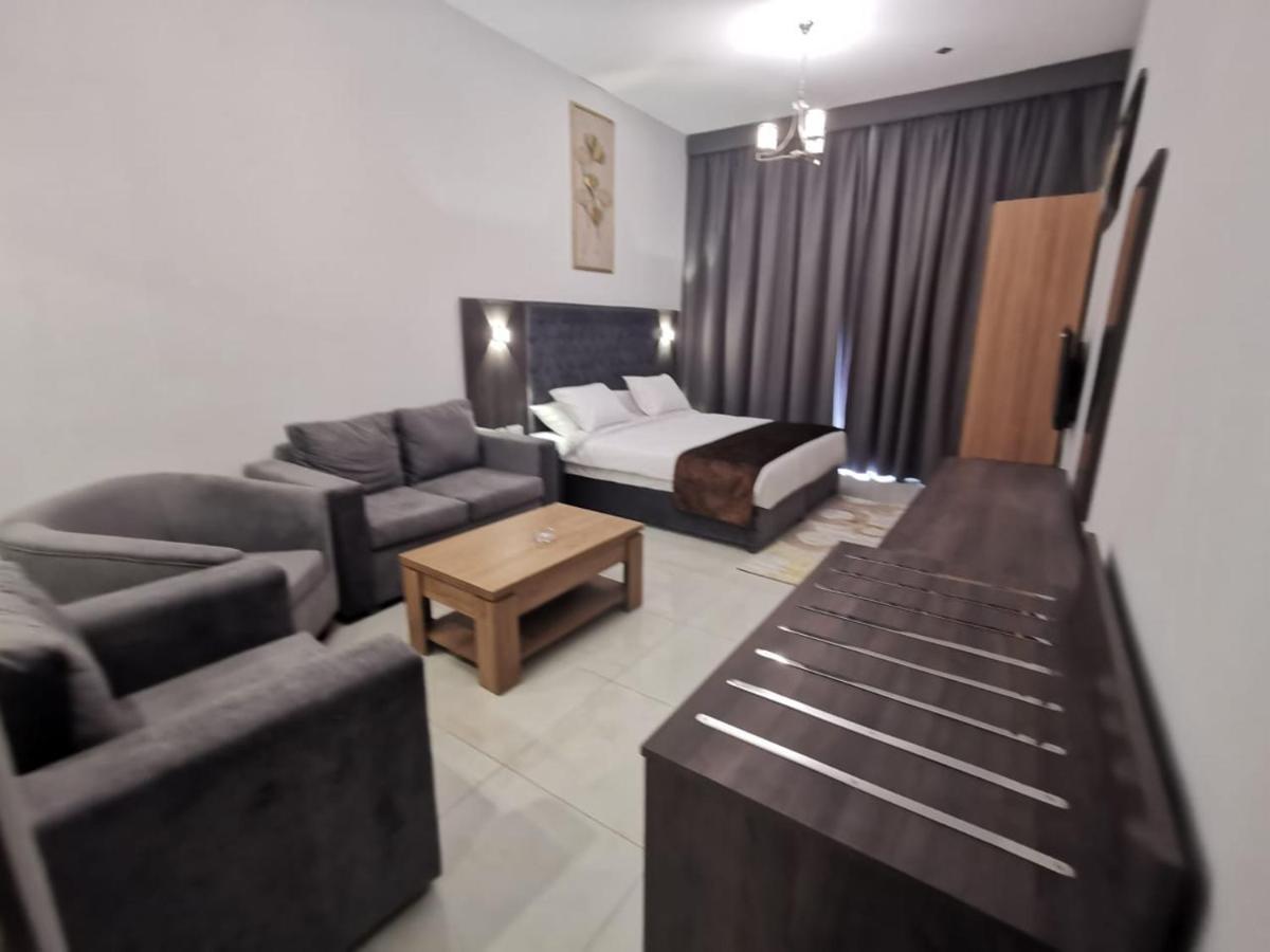 New Dream Plaza Hotel Apartment Dubai Exterior photo