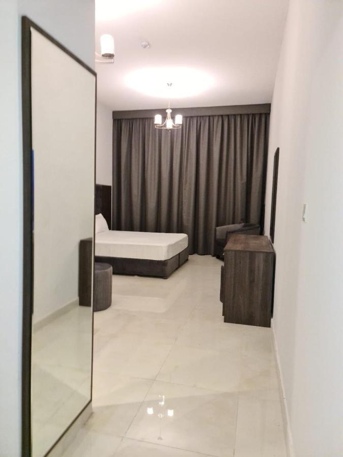 New Dream Plaza Hotel Apartment Dubai Exterior photo